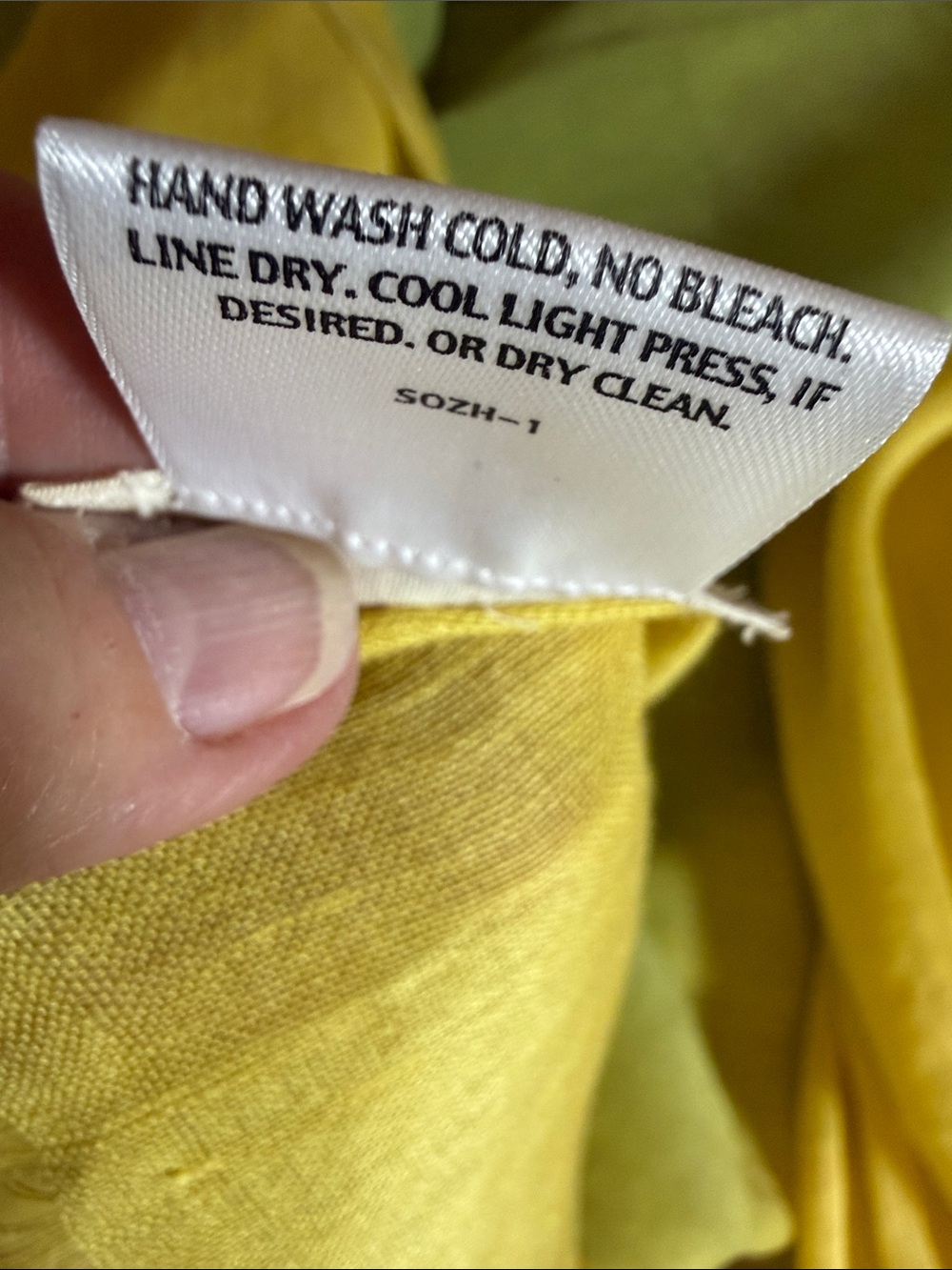 Eileen Fisher Green-to-Yellow Ombre Lightweight Wrap - Picture 8 of 10